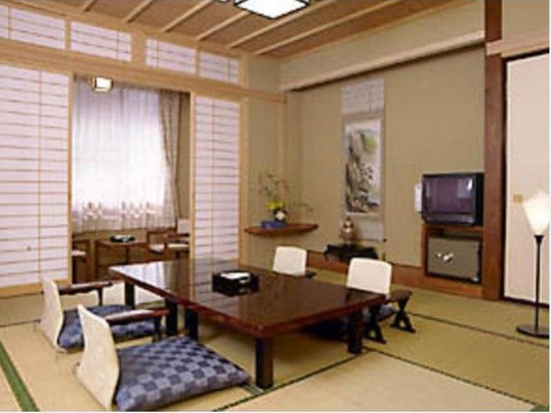 Sanpusou Ryokan Chikuma Екстериор снимка